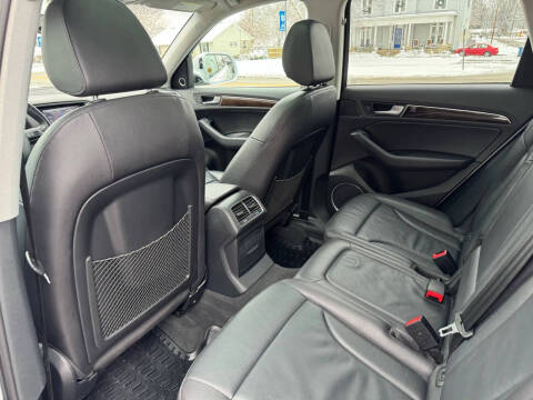 2017 Audi Q5 2.0T quattro Premium Plus