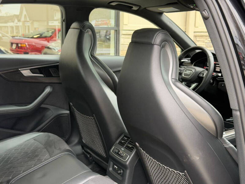 2022 Audi S4 3.0T quattro Premium Plus