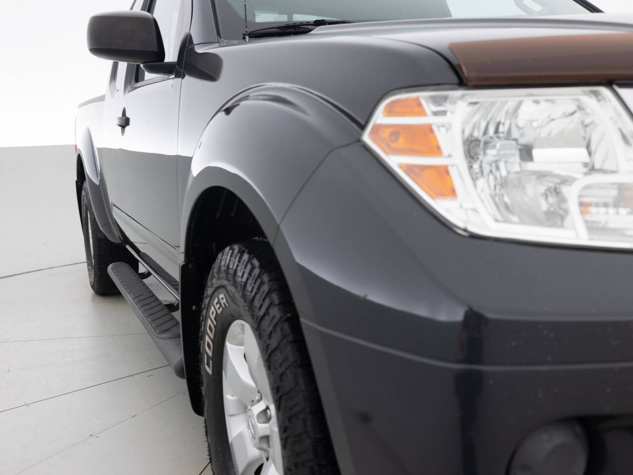 Used Car 2012 Nissan Frontier  Sv V6 4x4 4dr King Cab Pickup 5a For Sale Under $10,000 In Coal City, Illinois