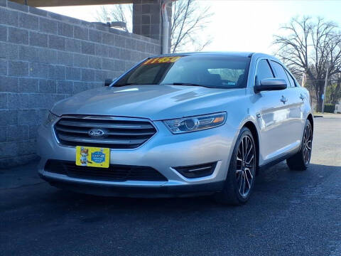 2018 Ford Taurus SEL