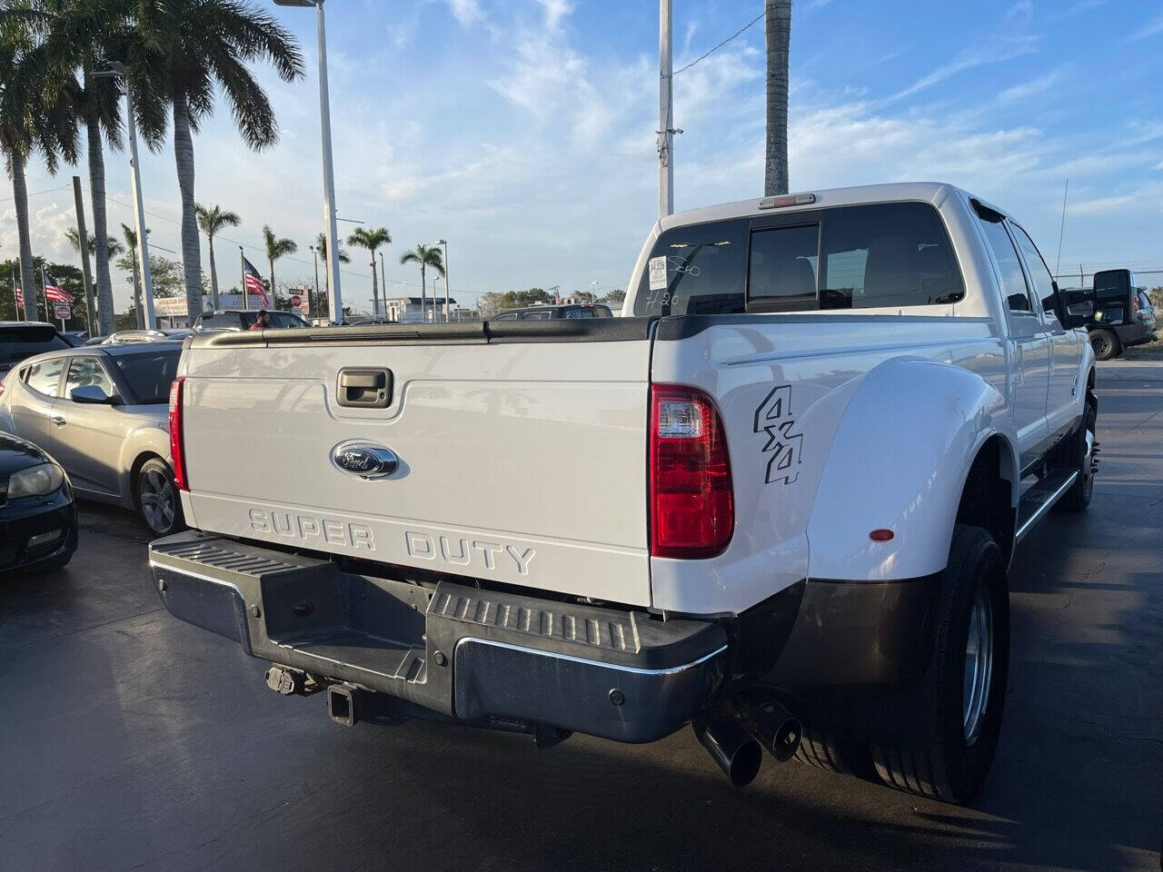 2015 Ford F-350 Super Duty  - $34,900
