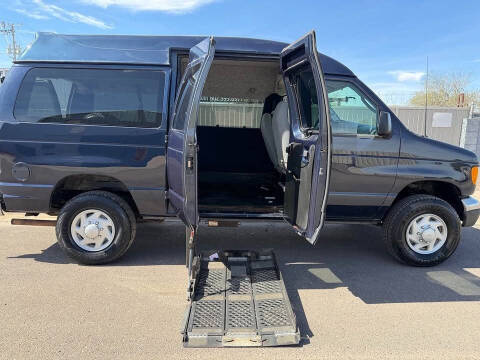 2003 Ford E-Series