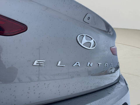 2020 Hyundai Elantra