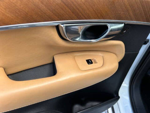 2019 Volvo XC90 T6 Inscription