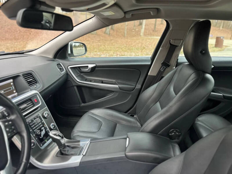 2015 Volvo S60 T5 Drive-E Premier