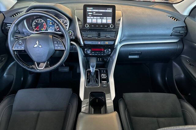 2025 Mitsubishi Eclipse Cross SE
