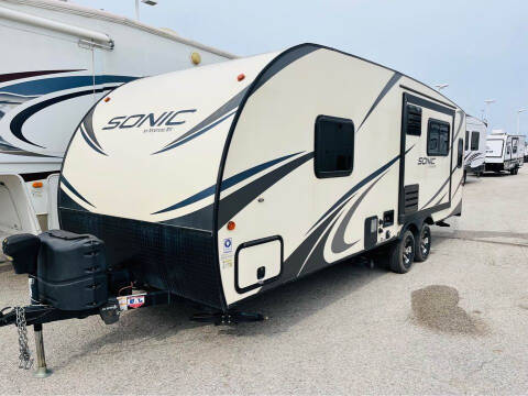 2019 Sonic by Venture RV Sonic 220 vbh for sale at GENOA MOTORS INC in Genoa IL