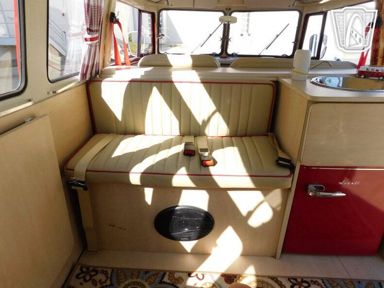 1975 Volkswagen Type 2