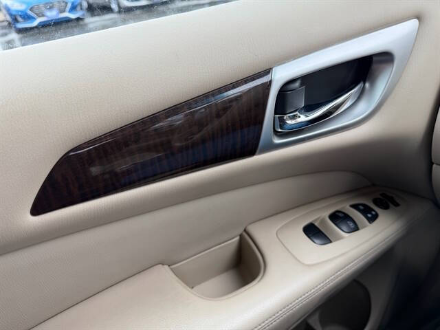 2013 Nissan Pathfinder Platinum