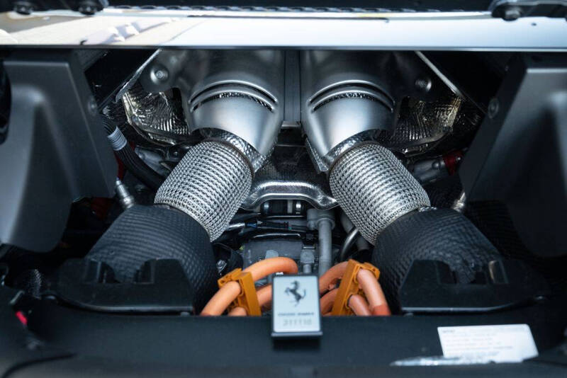 2024 Ferrari 296 GTS