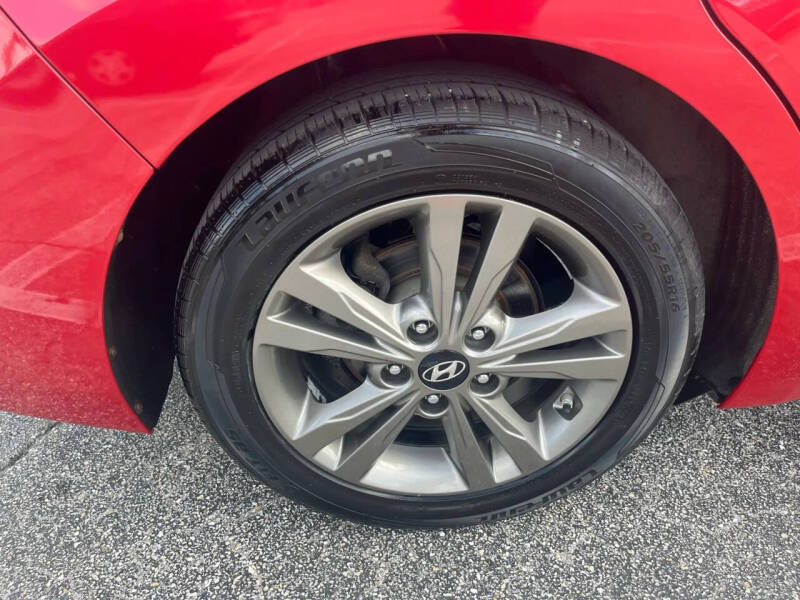 2018 Hyundai Elantra