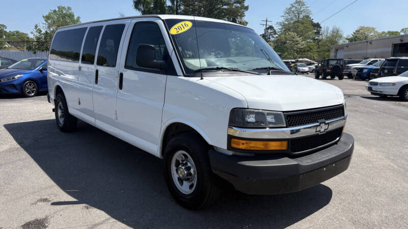 2016 Chevrolet Express LT 3500