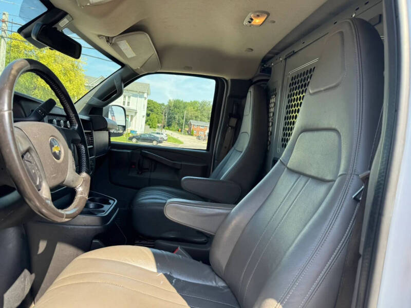 2020 Chevrolet Express 2500