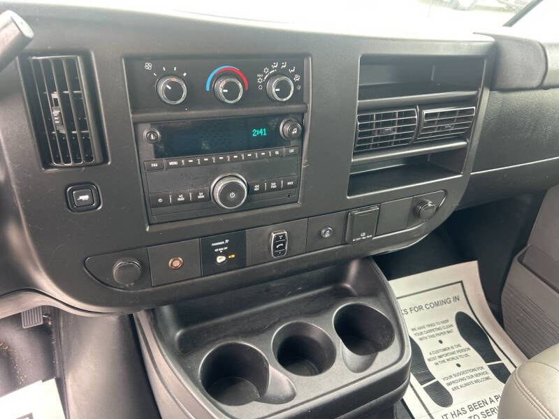 2017 Chevrolet Express 2500