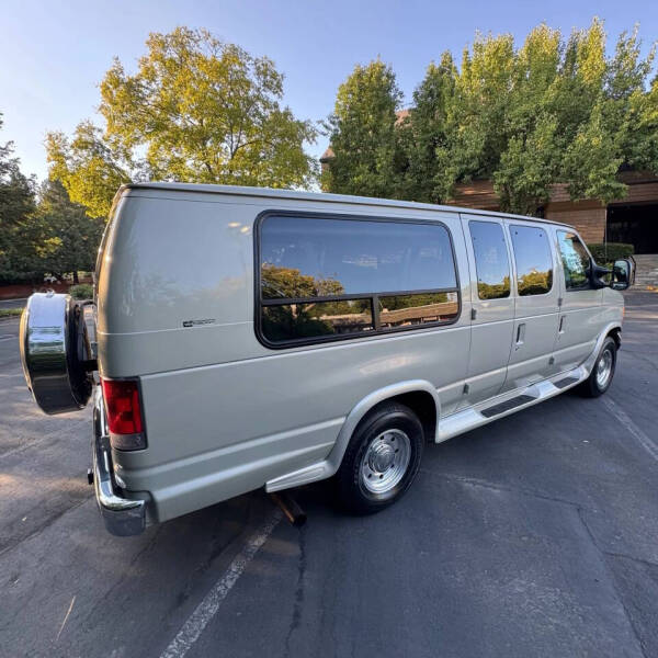 2006 Ford E-Series E-350 SD