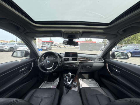 2015 BMW 3 Series 328i