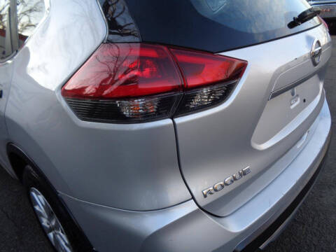 2018 Nissan Rogue S