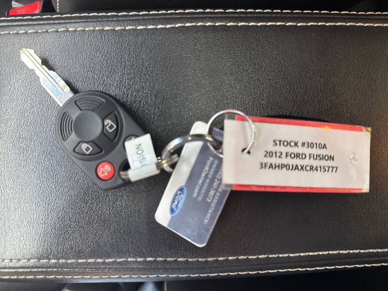2012 Ford Fusion SEL