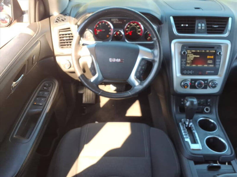 2016 GMC Acadia SLE-2