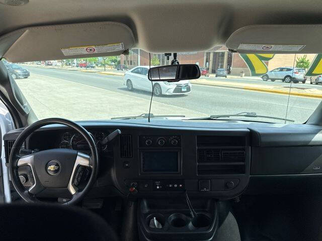 2017 Chevrolet Express 2500