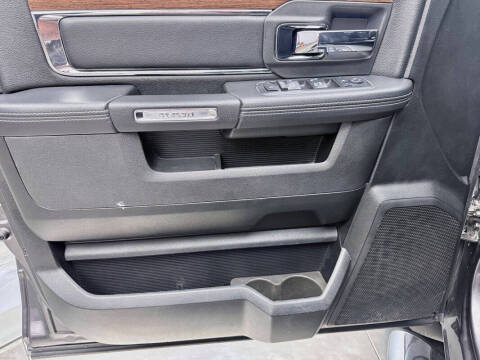 2017 RAM 1500 Laramie