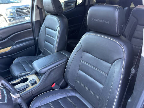 2017 GMC Acadia Denali