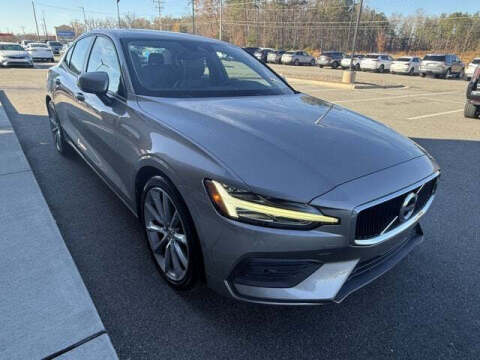 2019 Volvo S60 T5 Momentum