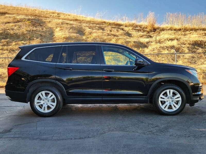 2017 Honda Pilot LX