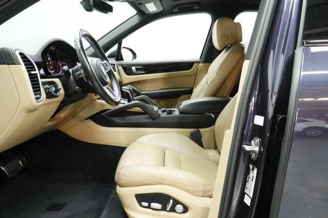 2019 Porsche Cayenne S