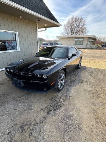 2015 Dodge Challenger SXT Plus