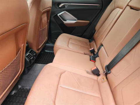 2022 Audi Q3 quattro S line Prem Plus 45 TFSI