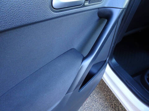 2013 Volkswagen Tiguan S 4Motion