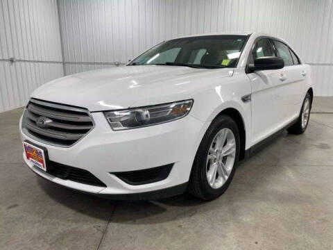 2017 Ford Taurus SE