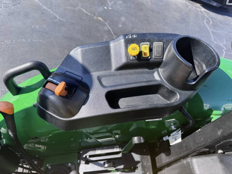 2024 John Deere 5075E
