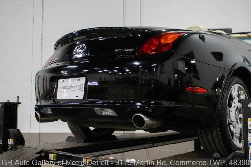 2004 Lexus SC 430