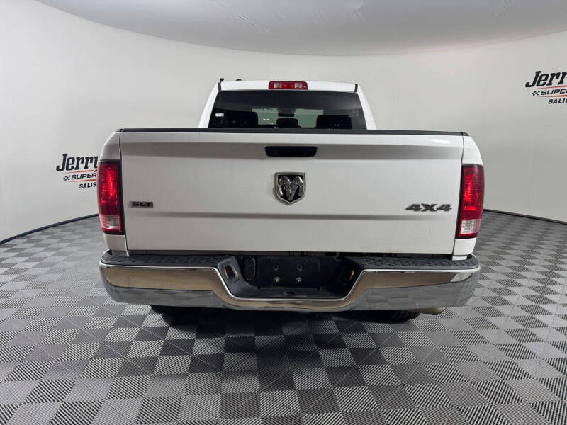 2024 RAM 1500 Classic SLT