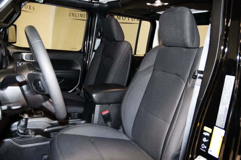 2023 Jeep Gladiator Sport S