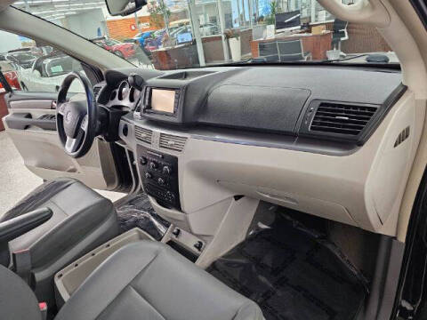 2013 Volkswagen Routan