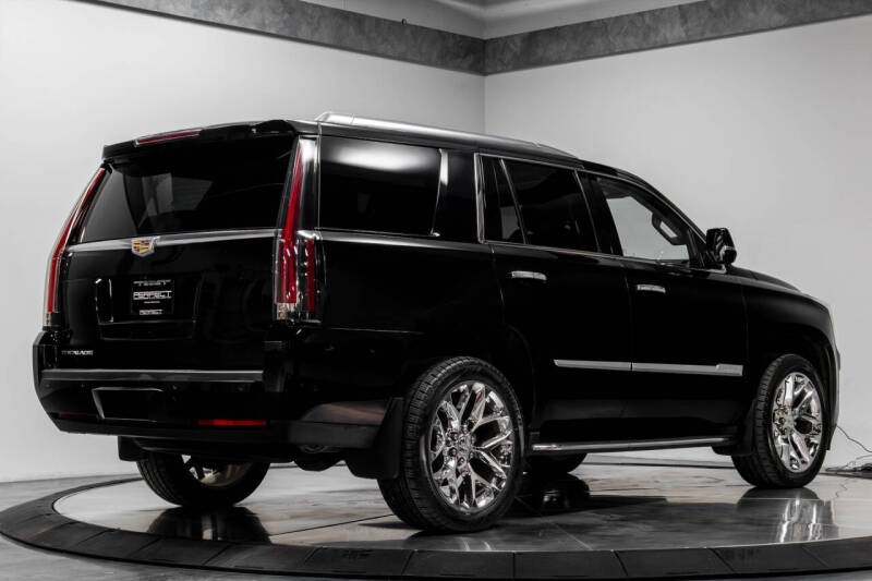 2020 Cadillac Escalade Luxury
