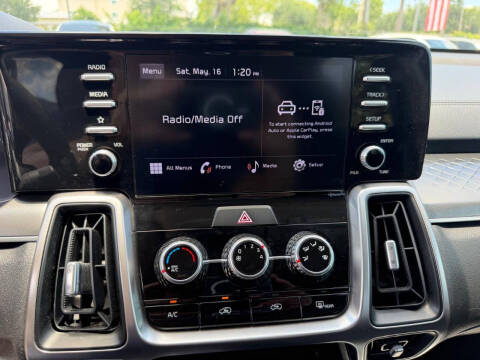 2022 Kia Sorento LX