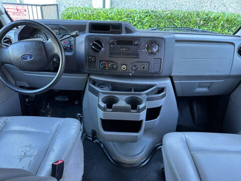 2011 Ford E-Series E-150
