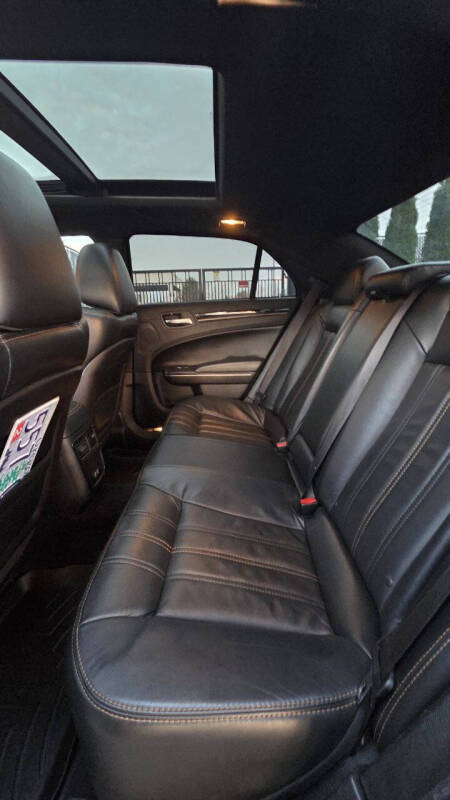 2016 Chrysler 300 S Alloy Edition