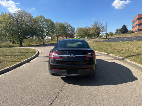 2013 Ford Taurus SEL
