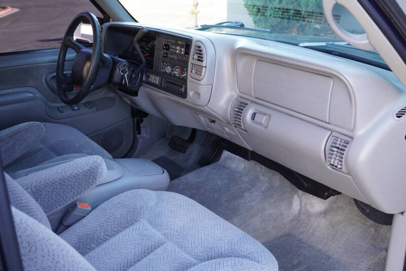 1999 Chevrolet Tahoe LS