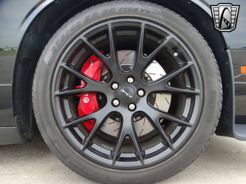 2015 Dodge Challenger SRT Hellcat