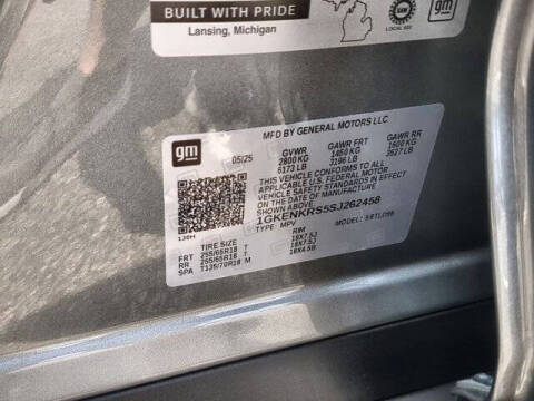 2025 GMC Acadia Elevation