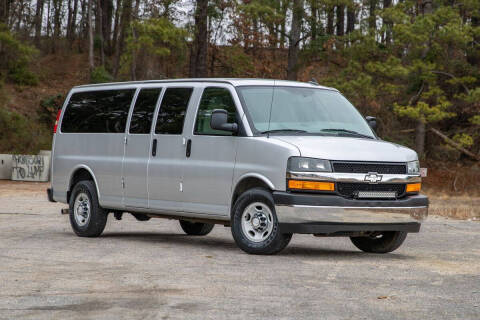 2017 Chevrolet Express LT 3500