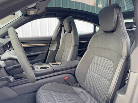 2025 Porsche Taycan 4S