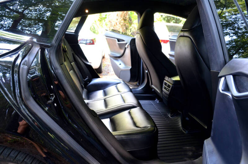 2020 Tesla Model S Long Range Plus