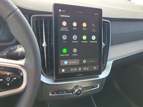 2026 Volvo XC90 B5 Core